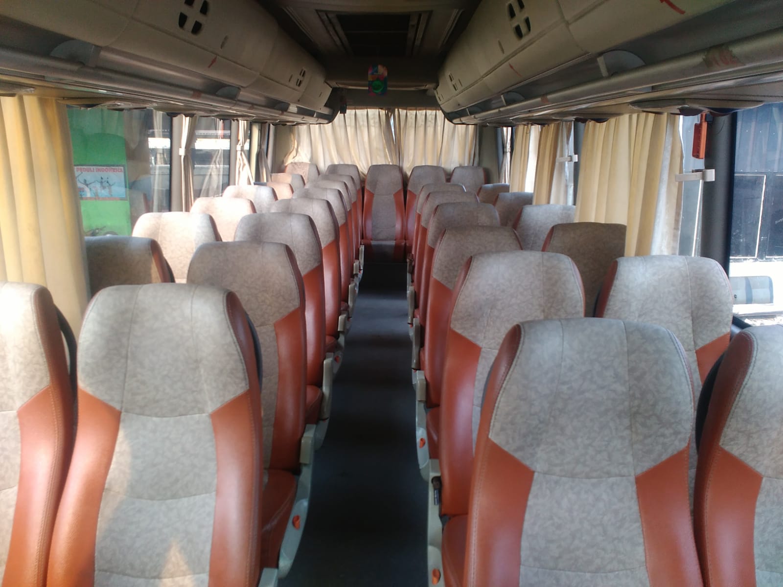 Layanan Sewa Bus Pariwisata Terbaik Di Bekasi 081290070828